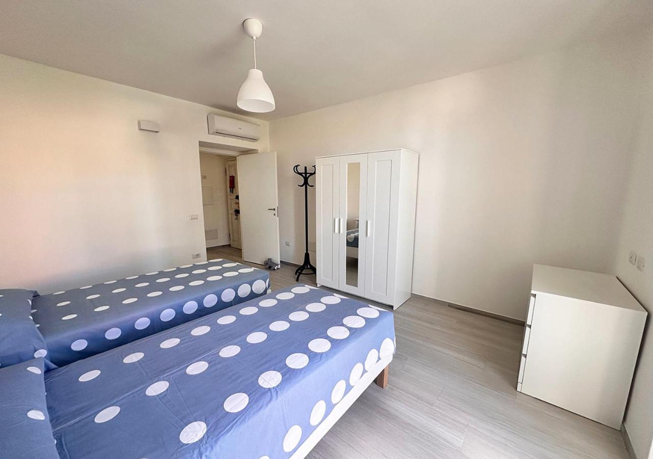 Murphy Holiday Homes - Residenza Due Strade La Maddalena  Exteriör bild